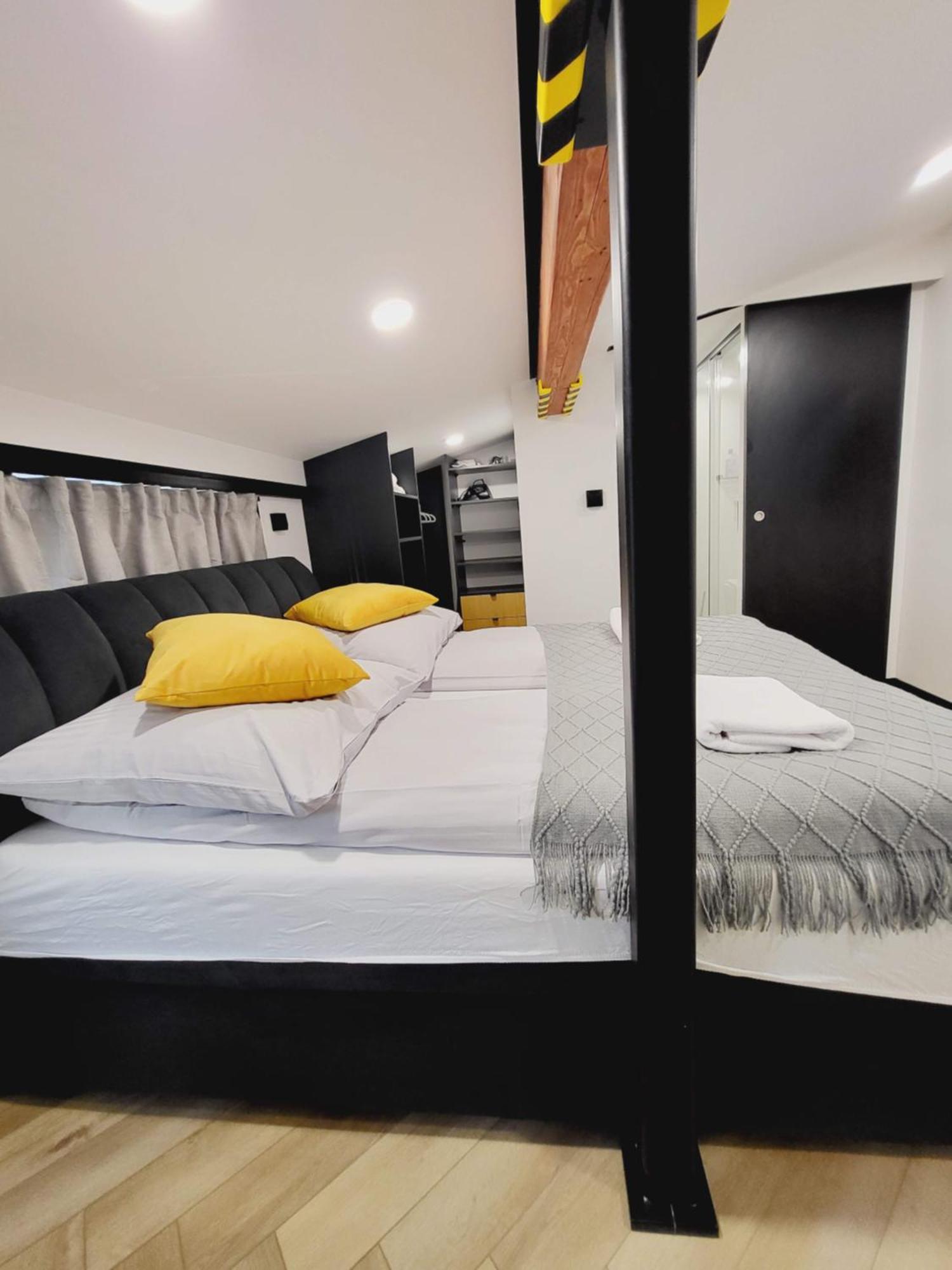 Old Town Apartment, Starowislna Cracovie Extérieur photo